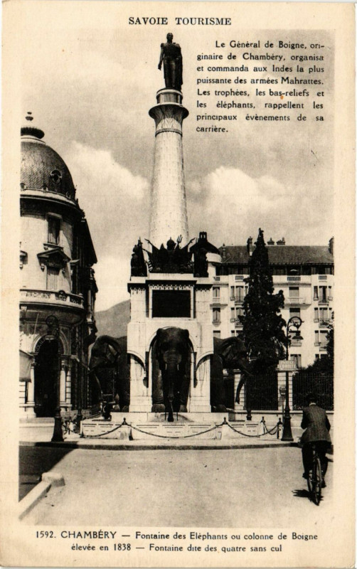Carte postale ancienne Chambery-Fontaine des Elephants ou colonne de Boigne à Chambéry