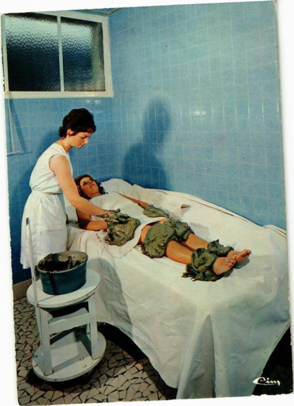 Carte postale ancienne Aix-les-Bains Applications de boue à Aix-les-Bains