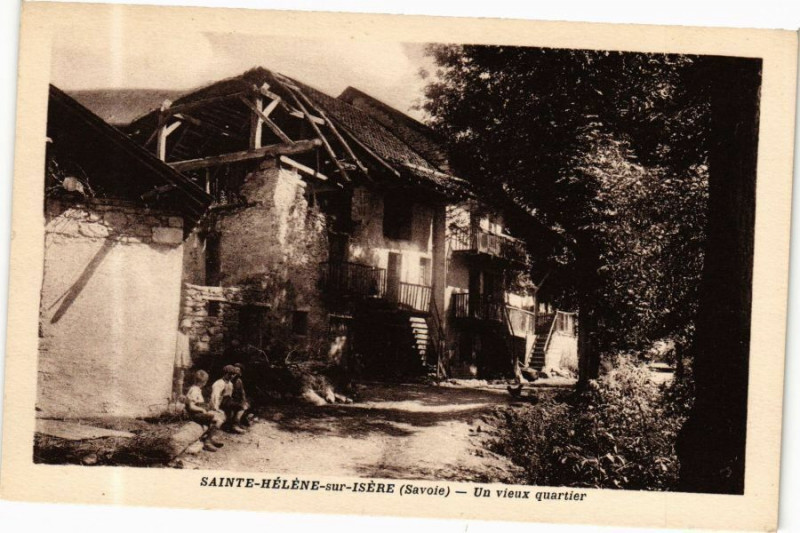 Carte postale ancienne Sainte-Helene-sur-Isere - Un vieux quartier à Sainte-Hélène-sur-Isère