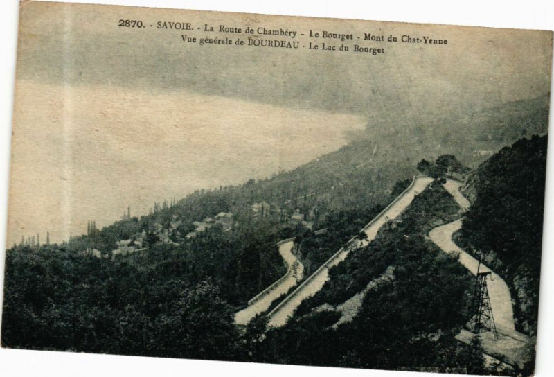 Carte postale ancienne La Route de Chambery - Le Bourget Mont du Chat-Yenne à Chambéry