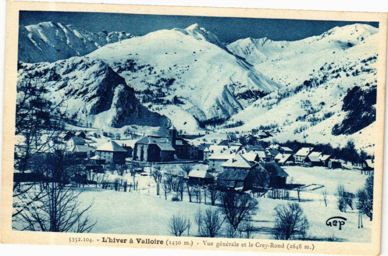 Carte postale ancienne L'hiver a Valloire - Vue générale et le Crey-Rond à Valloire