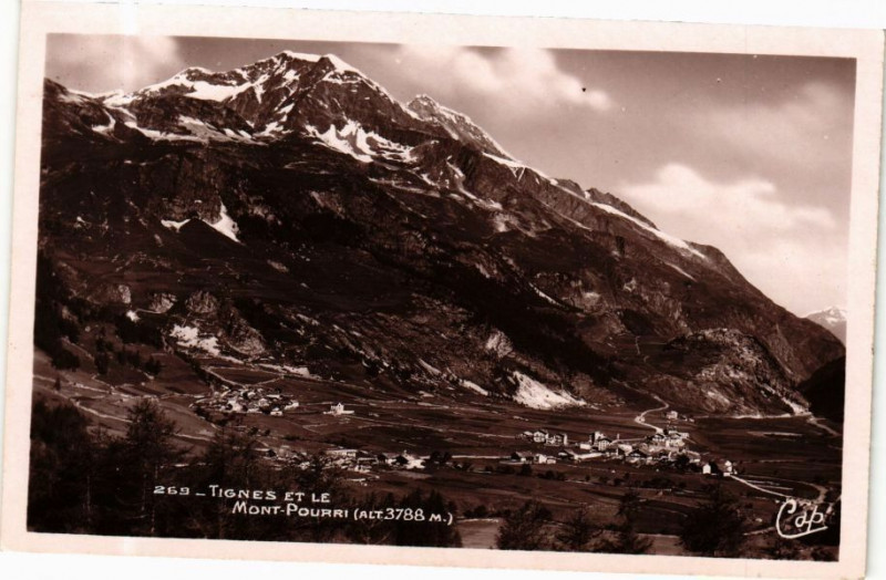 Carte postale ancienne Tignes - Le Mont-Pourri à Tignes