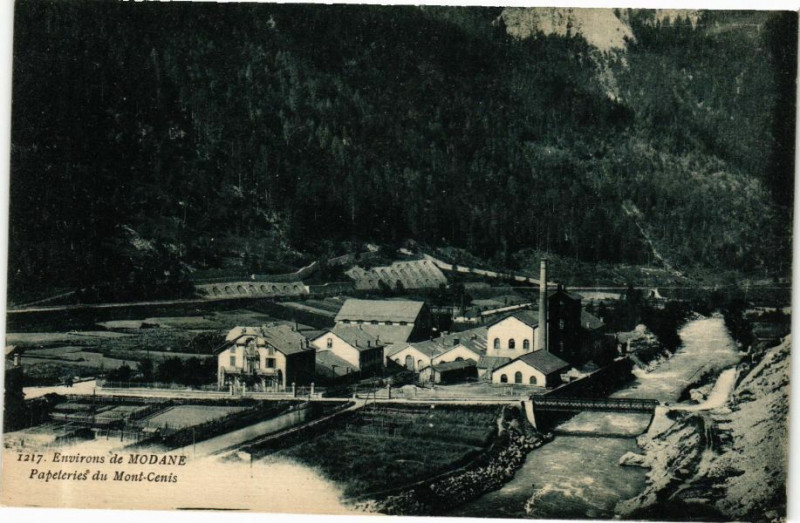 Carte postale ancienne Env. de Modane Papeteries du Mont-Cenis à Modane