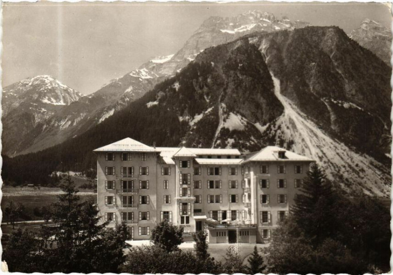 Carte postale ancienne Pralognan-la-Vanoise - La Grande Cordée Mutuelle générale à Pralognan-la-Vanoise