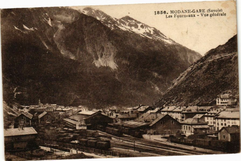 Carte postale ancienne Modane - Gare - Les Fourneanx Vue générale à Modane