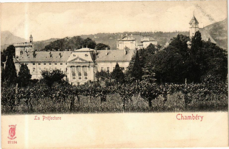 Carte postale ancienne Chambery - La Prefecture à Chambéry
