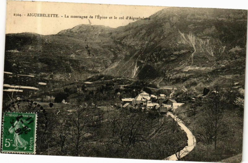 Carte postale ancienne Aiguebelette - La montagne de l'Epine et le col d'Aiguebelette