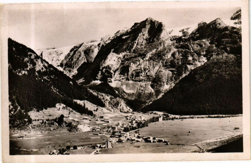 Carte postale ancienne Pralognan - la Vanoise Vue générale et les Glaciers à Pralognan-la-Vanoise