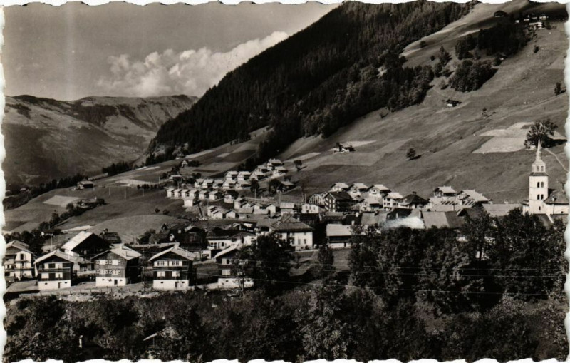 Carte postale ancienne Areches Alt. 1.106 m. et le Col de Very