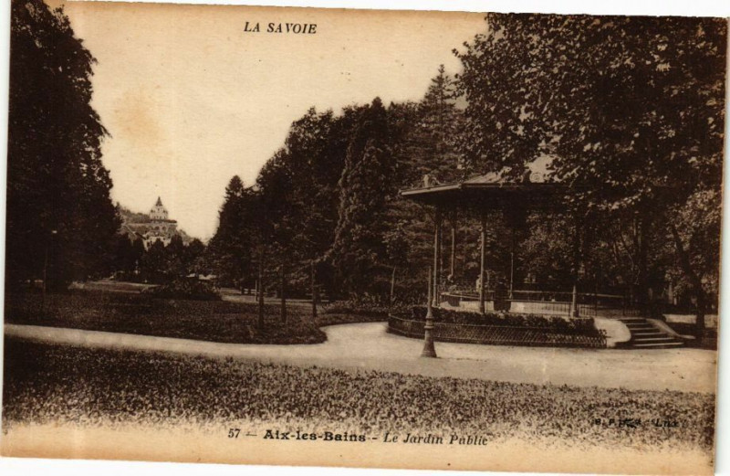 Carte postale ancienne Aix-les-Bains - Le Jardin Public à Aix-les-Bains