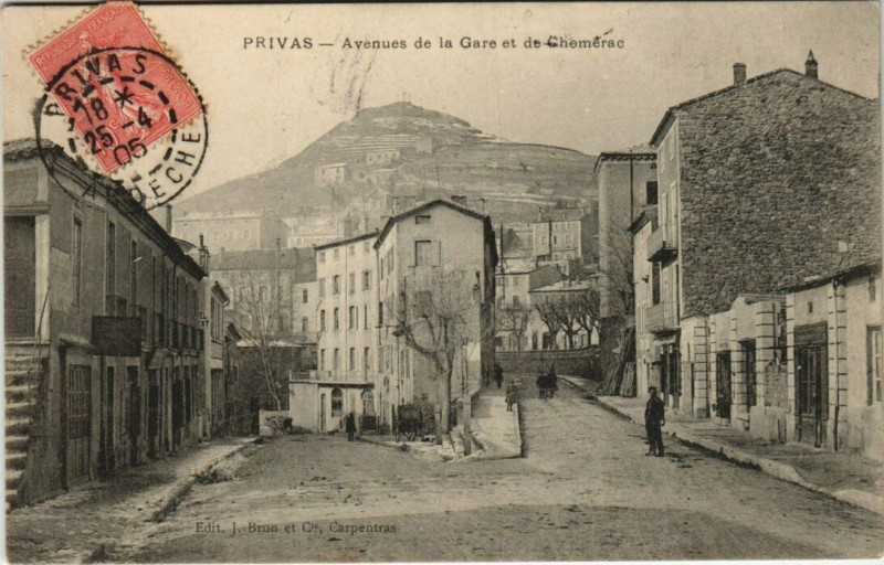 Carte postale ancienne Privas - Avenues de la Gare et de Chemerac à Privas