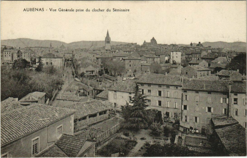 Carte postale ancienne Aubenas - Vue générale à Aubenas