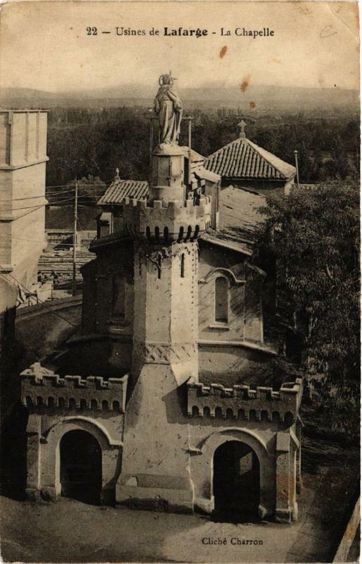 Carte postale ancienne Usines de Lafarge La Chapelle