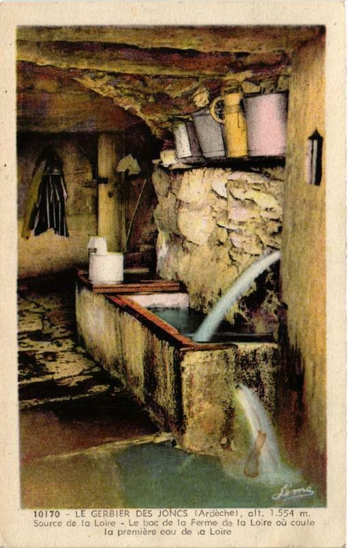 Carte postale ancienne Le Gerbier-des-Joncs Source de la Loire - Le bac de la Ferme