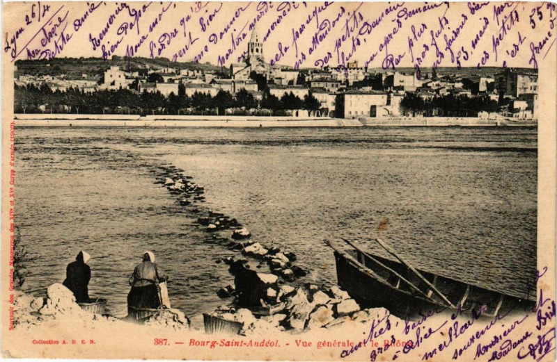 Carte postale ancienne Bourg-Saint-Andeol Vue générale