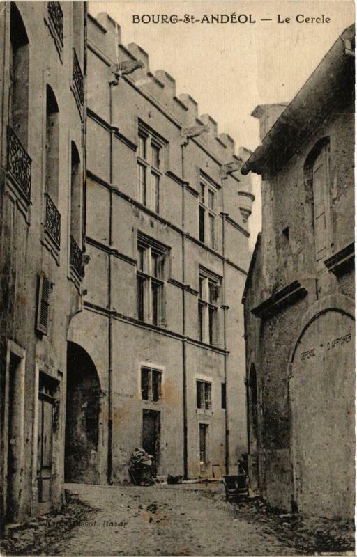 Carte postale ancienne Bourg-Saint-Andeol Le Cercle