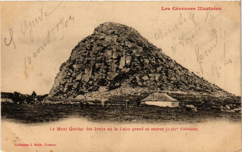 Carte postale ancienne Le Mont Gerbier-des-Joncs ou la Loire prend sa source