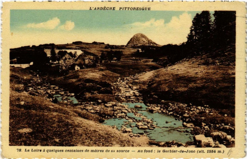Carte postale ancienne Le Gerbier-des-Joncs La Loire a quelques centaines de metres