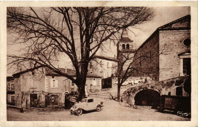 Carte postale ancienne Laurac L'Eglise