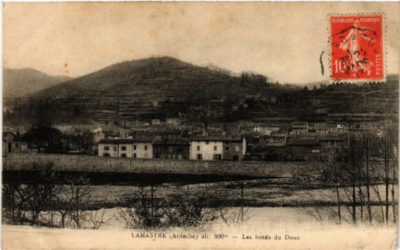 Carte postale ancienne Lamastre Les bords du Doux à Lamastre