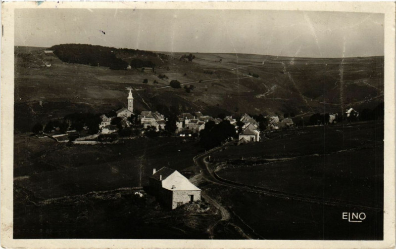 Carte postale ancienne Le Beage - Vue générale - Cure d'air au Béage
