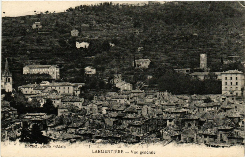 Carte postale ancienne Largentiere - Vue générale à Largentière