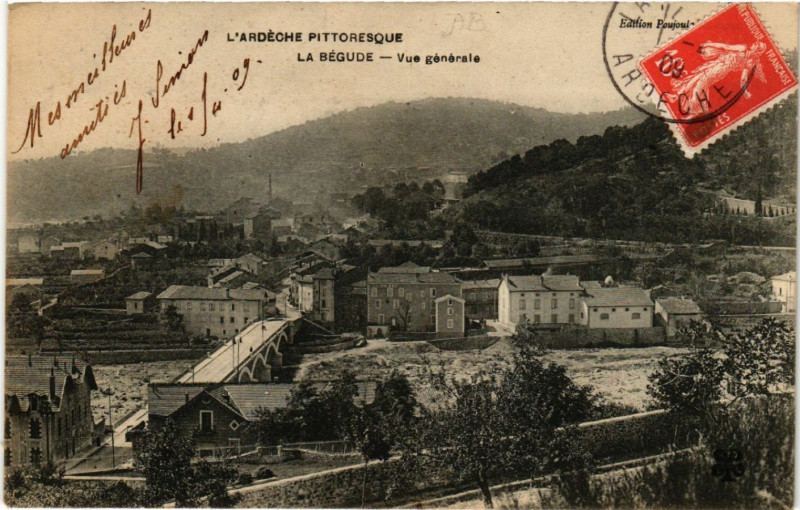 Carte postale ancienne La Begude - Vue générale
