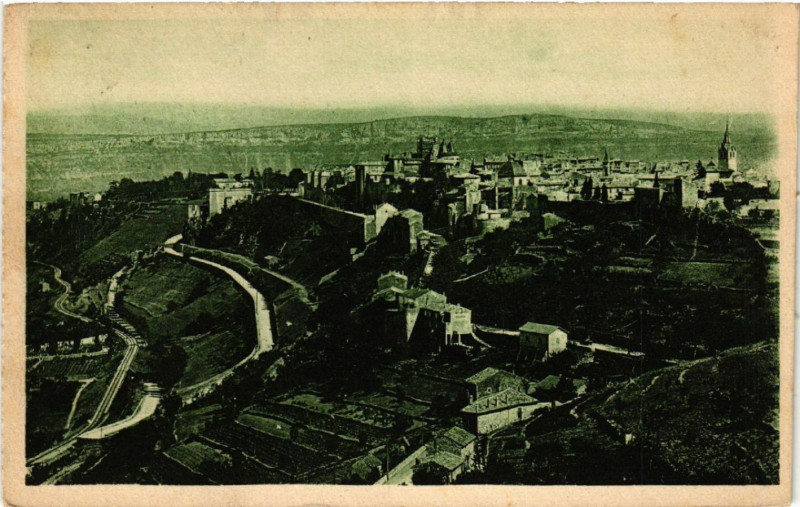 Carte postale ancienne Aubenas - Vue générale à Aubenas