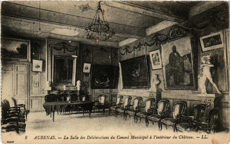 Carte postale ancienne Aubenas - La Salle des Deliberations du Conseil Municipal à Aubenas