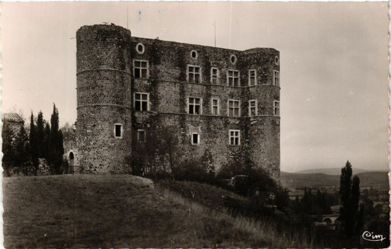Carte postale ancienne Alba - Facade Nord-Est du Chateau