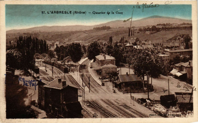 Carte postale ancienne L'Arbresle Quartier de la Gare
