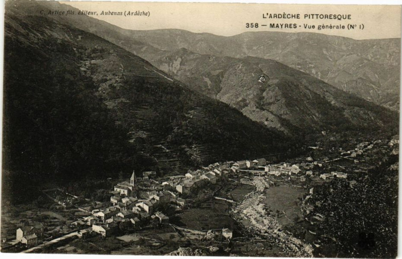 Carte postale ancienne Mayres - Vue générale à Mayres