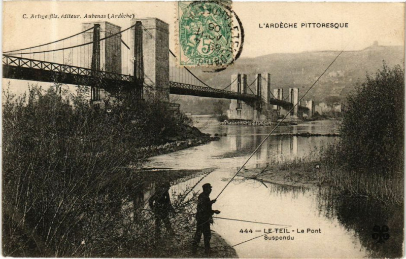 Carte postale ancienne Le Teil - Le Pont Suspendu au Teil