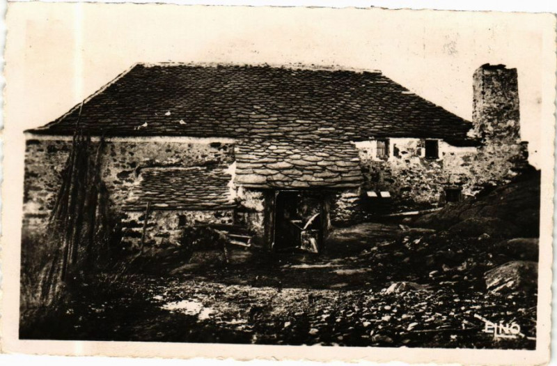 Carte postale ancienne Ferme de la Loire au Gerbier-des-Joncs