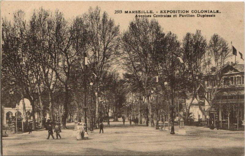 Carte postale ancienne Marseille Expo 2513 Avenues Centrales et Pavillon Duplessis à Marseille