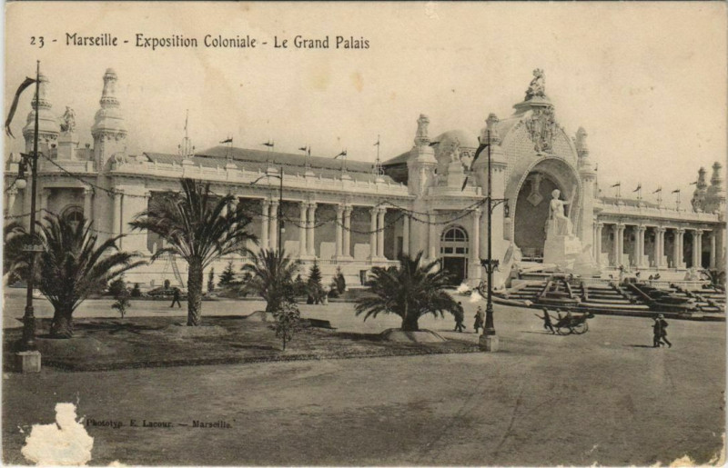 Carte postale ancienne Marseille Expo 23 Le Grand Palais à Marseille