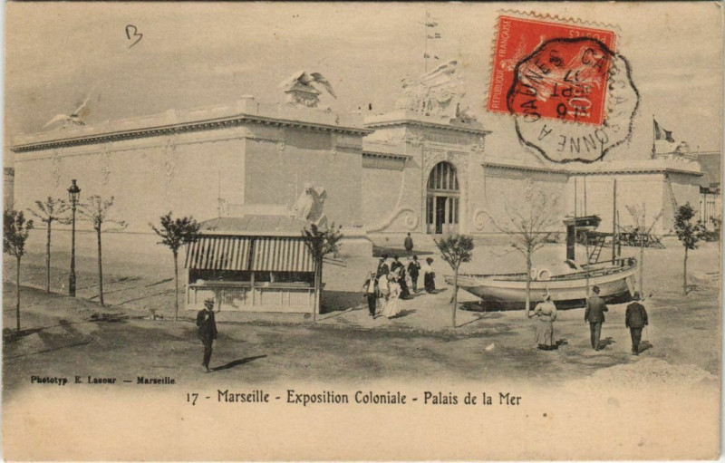 Carte postale ancienne Marseille Expo 17 Palais de la Mer à Marseille