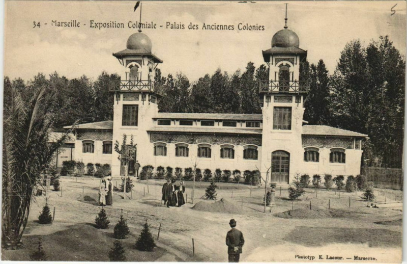 Carte postale ancienne Marseille Expo 34 Palais des Anciennes Colonies à Marseille