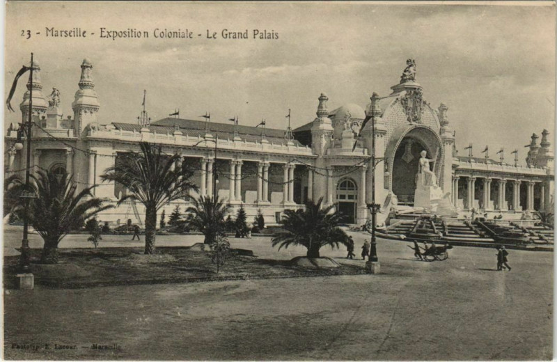 Carte postale ancienne Marseille Expo 23 Le Grand Palais à Marseille