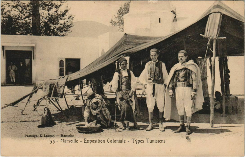 Carte postale ancienne Marseille Expo 55 Types Tunisiens à Marseille