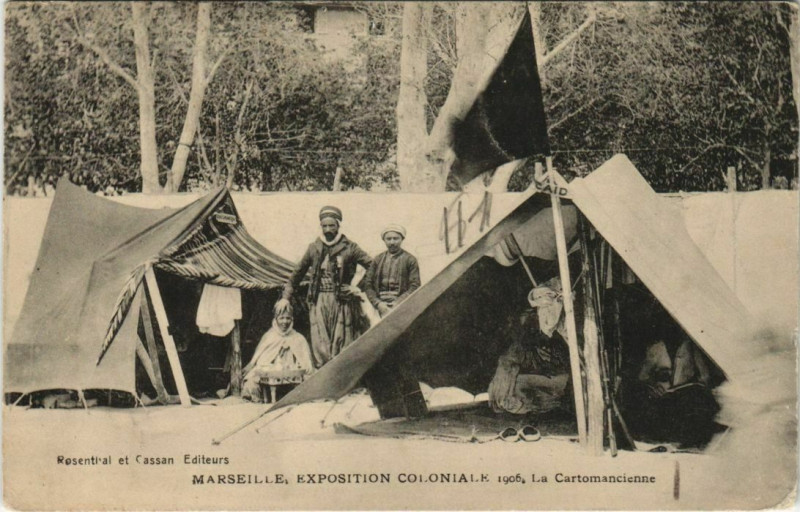 Carte postale ancienne Marseille Expo 1906 La Cartomancienne à Marseille