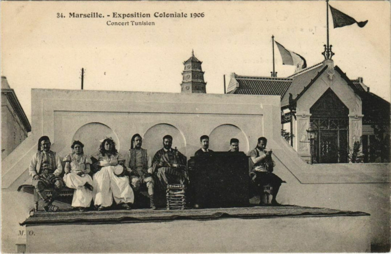 Carte postale ancienne Marseille Expo 34 Concert Tunisien à Marseille