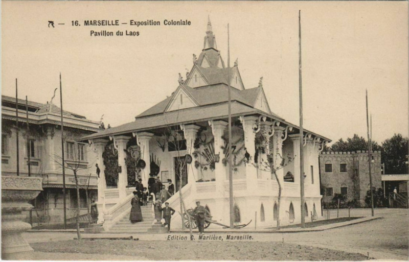 Carte postale ancienne Marseille Expo 16 Pavillon du Laos à Marseille