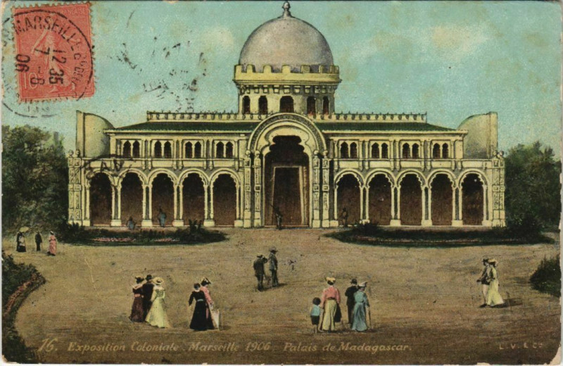 Carte postale ancienne Marseille Expo 1906 Palais de Madagascar à Marseille