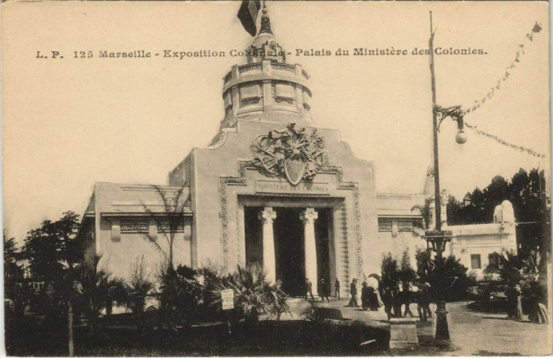 Carte postale ancienne Marseille Expo 125 Palais du Ministere des Colonies à Marseille