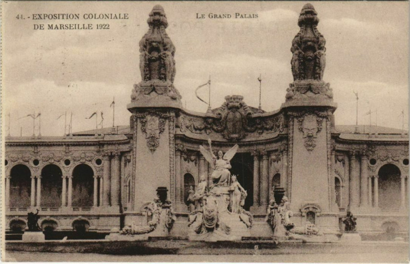 Carte postale ancienne Marseille Expo 1922 Le Grand Palais à Marseille