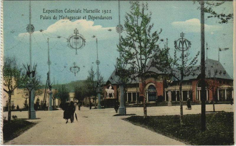 Carte postale ancienne Marseille Expo 1922 Palais de Madagascar et Dependances à Marseille