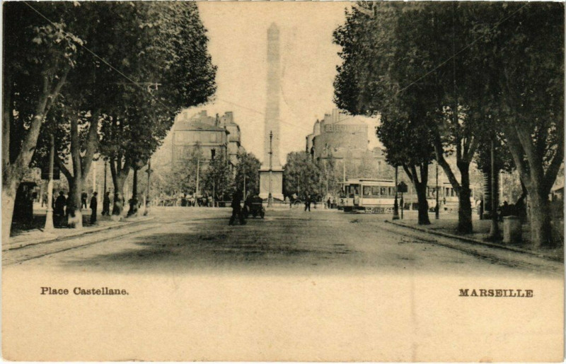 Carte postale ancienne Marseille - Place Castellane à Marseille