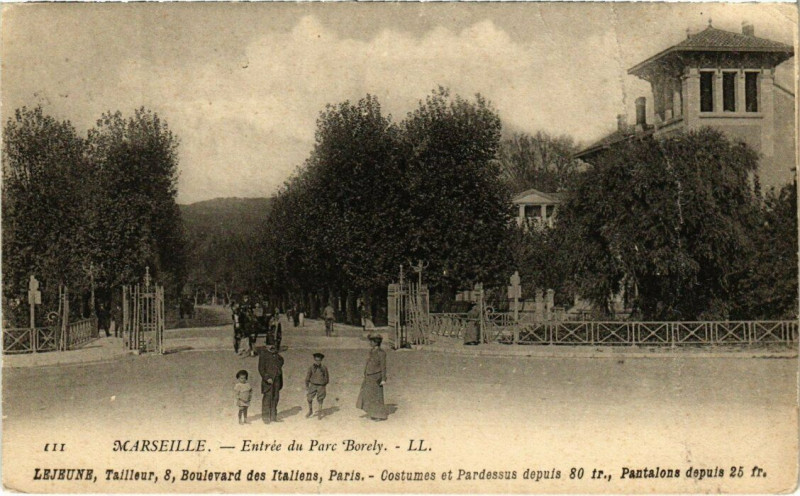 Carte postale ancienne Marseille - Entree du Parc Borely à Marseille