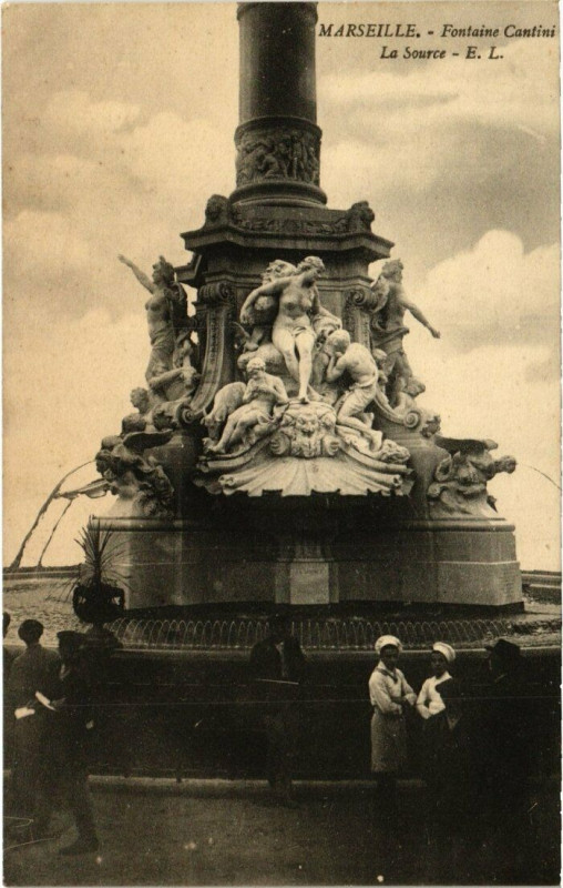 Carte postale ancienne Marseille - Fontaine Cantini - La Source à Marseille